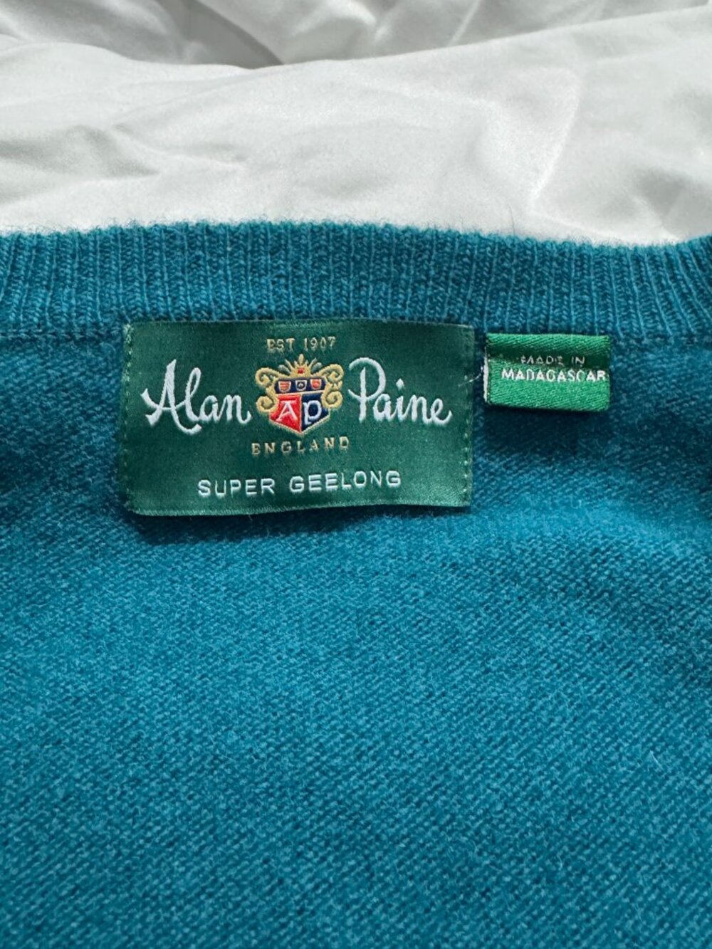 Alan Paine Wool V-Neck Sweater